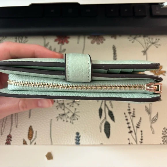 Kate Spade Light Green Leather Wallet - Picture 2 of 5